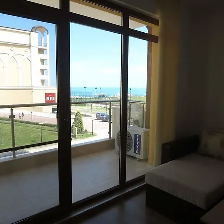 Asi Apartman