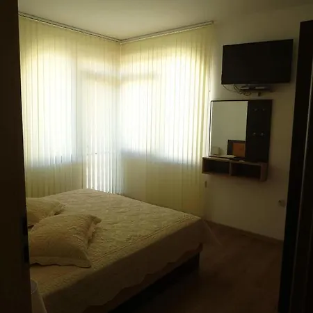 Asi * Obzor